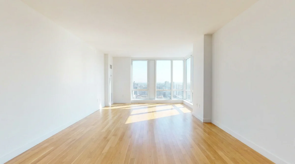 Soggiorno vuoto e non arredato prima di un concept di interior design